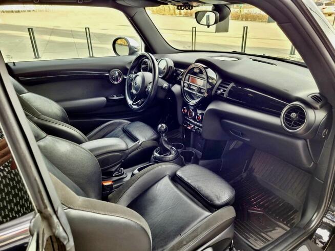 Mini COOPER 1,5 benzyna