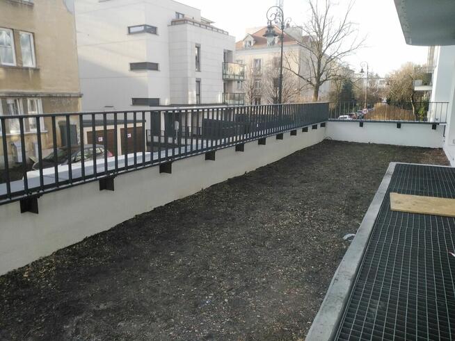 Balustrady nierdzewne szklane bramy schody ogrodzenia