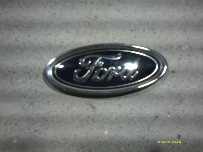 Emblemat przedni na zderzak Focus MK4
