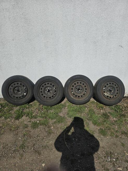 Opony zimowe koła 205/50/16 5x112 Audi A4 B5