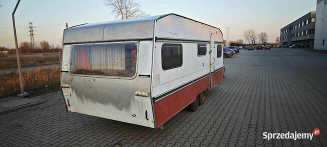 Przyczepa kempingowa duża na działkę budowę stróżówkę itp