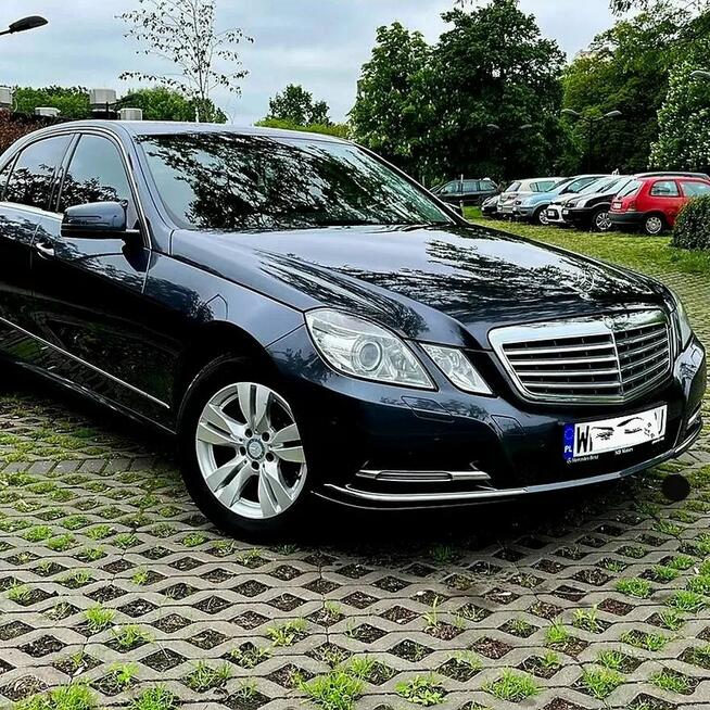 Wynajem samochodu wraz z kierowcą