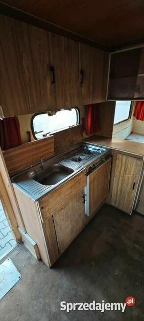 Przyczepa kempingowa duża na działkę budowę stróżówkę itp