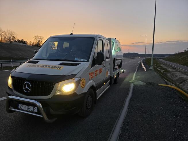 Pomoc Drogowa Usługi Transportowe Laweta Holowanie Transport