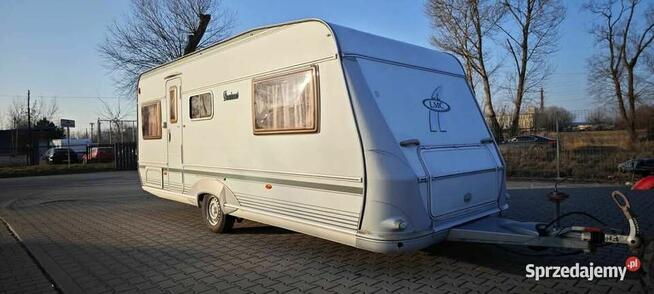 Przyczepa kempingowa LMC Dominat 520RHD z 2007 roku