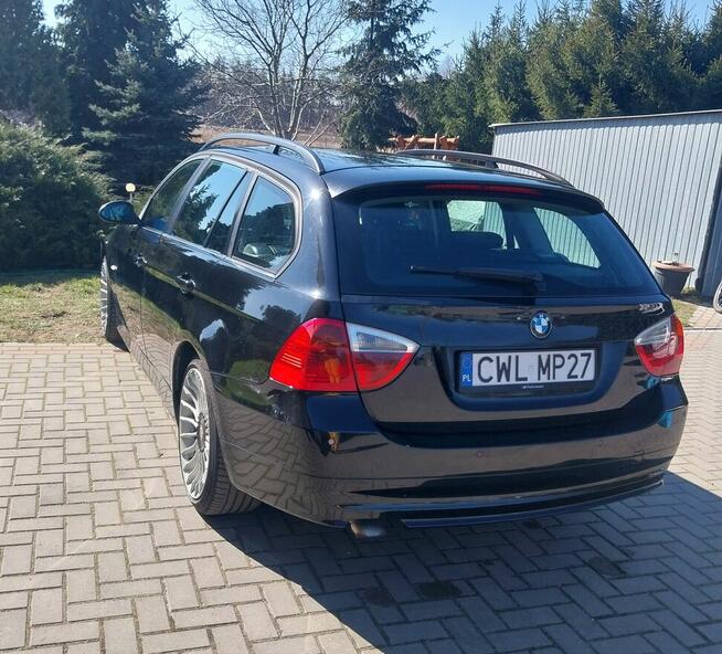 BMW e91 czarne kombi 2006