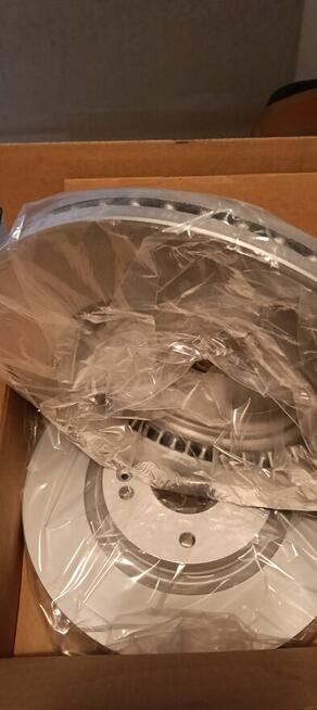 Tarcze+klocki Bosch(przód)