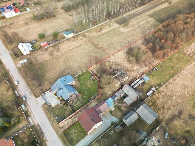 Duża działka na uboczu – spokój i przestrzeń w Kołomani