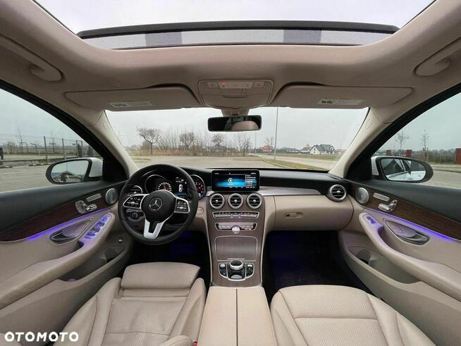 Mercedes-Benz Klasa C 300 4MATIC 9G-TRONIC