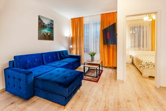 Kołobrzeg. Apartament przy molo i parku. 1 piętro, 2 pokoje.
