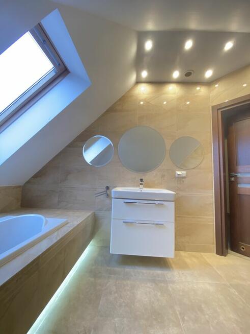 Pokój, w pobliżu Pałacu w Wilanowie