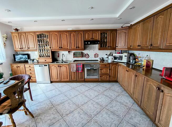 Atrakcyjny dom 173 n2 na cichym spokojnym osiedlu w Kaliszu