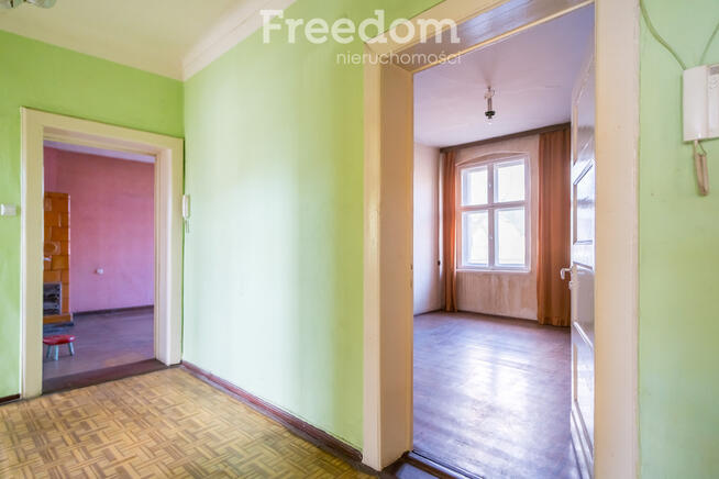 Przestronne mieszkanie z potencjałem