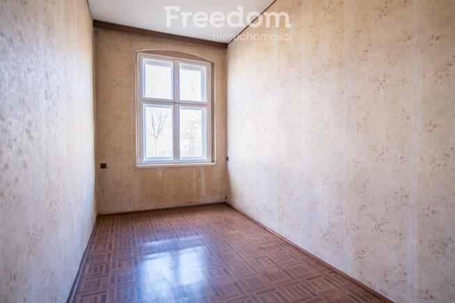 Przestronne mieszkanie z potencjałem