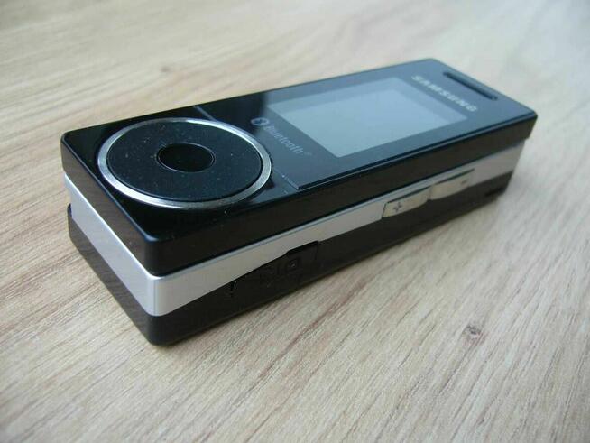 Telefon komórkowy Samsung SGH-X830 kolekcjonerski