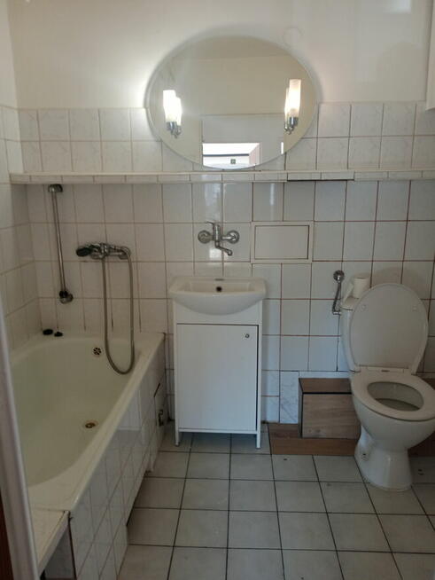 Wynajmę 2 pokojowe mieszkanie blisko dworca PKP RUMIA