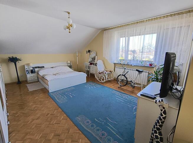 Atrakcyjny dom 173 n2 na cichym spokojnym osiedlu w Kaliszu