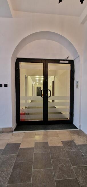 Lokale biurowe w centrum Warszawy - 17 m2, 63m2, 200m2