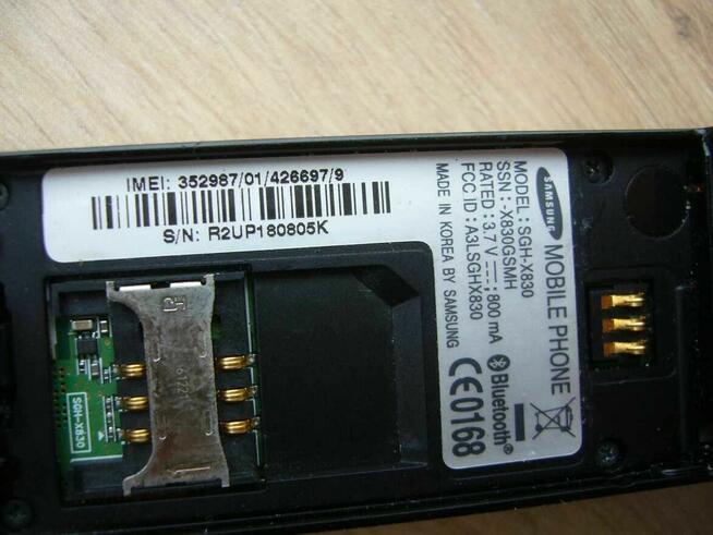 Telefon komórkowy Samsung SGH-X830 kolekcjonerski