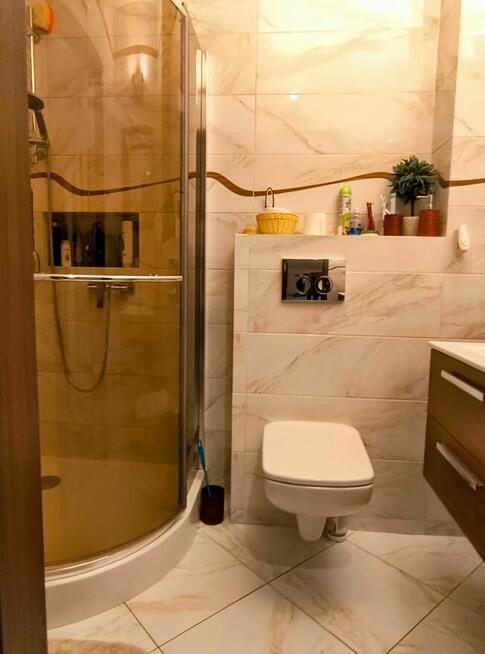 Atrakcyjny dom 173 n2 na cichym spokojnym osiedlu w Kaliszu