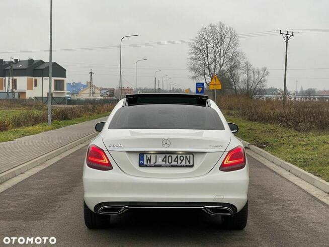 Mercedes-Benz Klasa C 300 4MATIC 9G-TRONIC