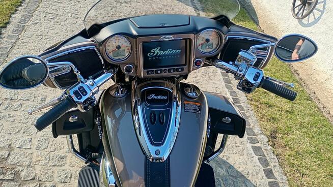 Indian roadmaster 1800