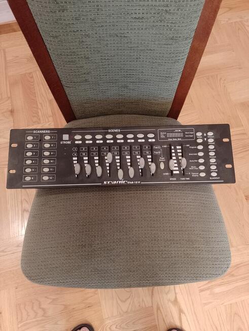 Kompletne oświetlenie sceniczne ze sterownikiem CLUB12 II