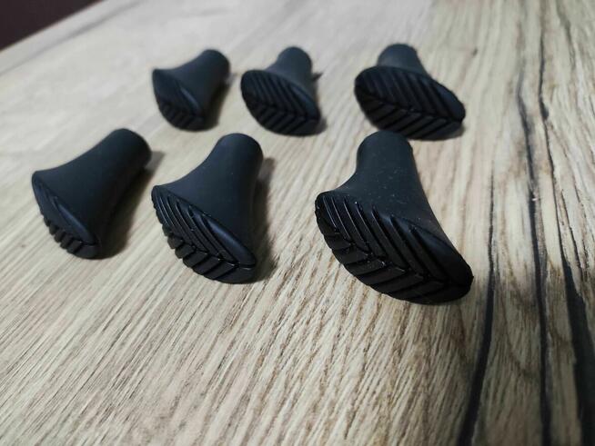 Nakładki Końcówki Buciki kijki trekingowe Nordic Walking