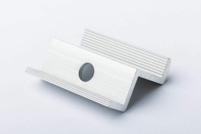 Hurtownia PV – mocowania, śruby, akcesoria | Jelonek.store