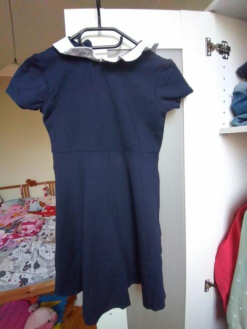 Sprzedam sukienke galową dziewczynka 140