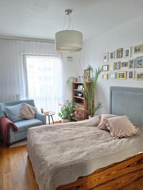 3 pokoje z balkonem i miejscem postojowym