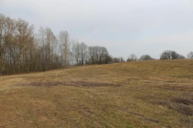 Działka pomiędzy dwoma jeziorami obok Mragowa