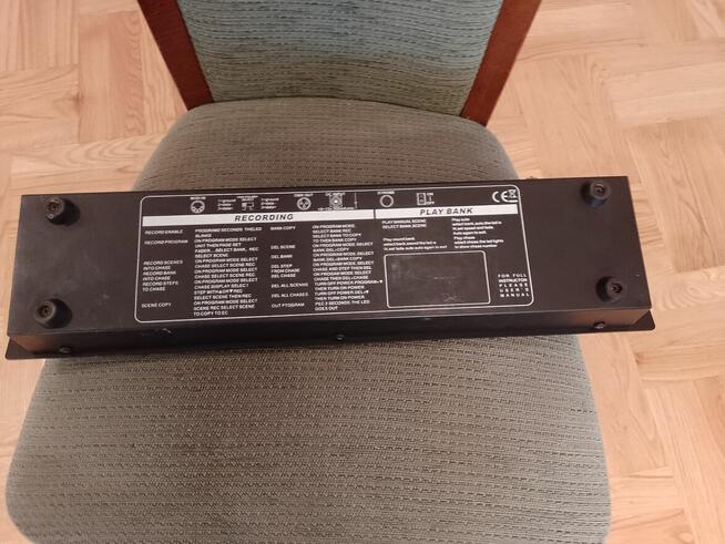 Kompletne oświetlenie sceniczne ze sterownikiem CLUB12 II