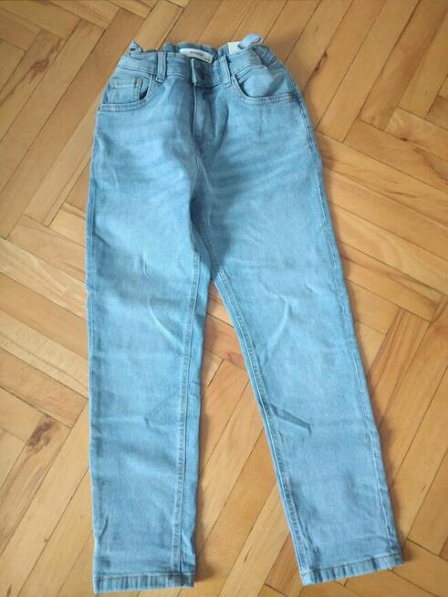 Sprzedam jeansy dla chlopca 140 nowe