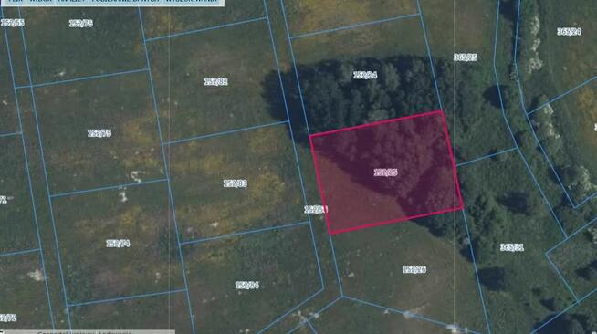 Działka pomiędzy dwoma jeziorami obok Mragowa