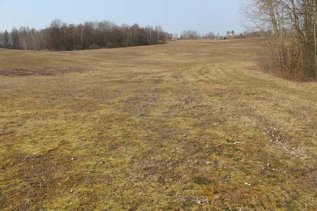 Działka pomiędzy dwoma jeziorami obok Mragowa