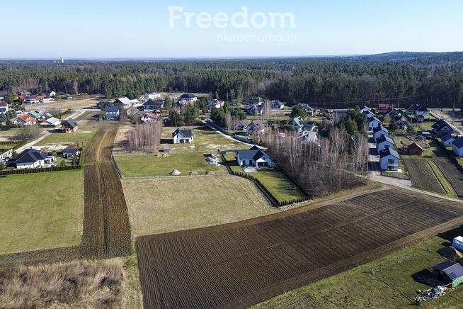 3 działki budowlane po 15,2 ar w Brzeźnicy