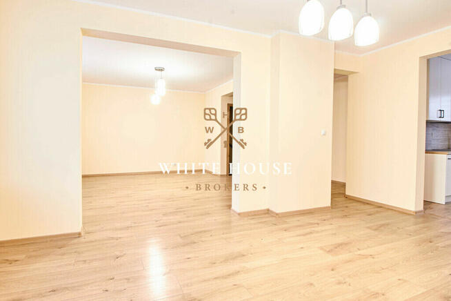 2 lokale mieszkalne 330m2, działka 27 arów,bez PCC