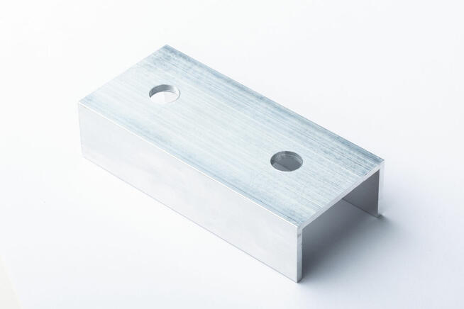 Hurtownia PV – mocowania, śruby, akcesoria | Jelonek.store