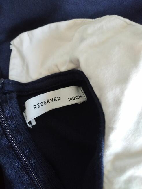 Sprzedam sukienke galową dziewczynka 140