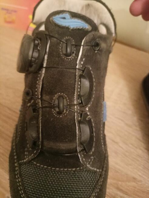 Odsprzedam sprawne buty do ortez dla chłopca