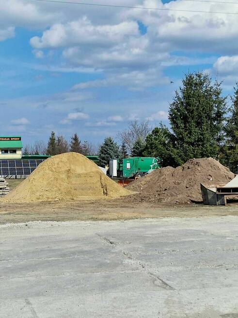 Kruszywa, kliniec, tłuczeń, grys szary, żwir, piasek