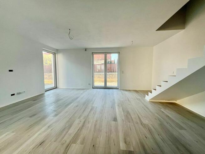 Dom w zabudowie bliźniaczej o pow. 120 m2 / Nowy Sącz