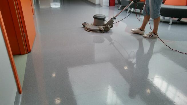 Polimeryzacja tarketu , PCV w szkołach i przedszkolach