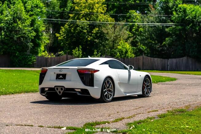 Lexus lfa