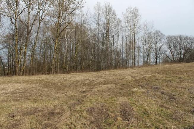 Działka pomiędzy dwoma jeziorami obok Mragowa