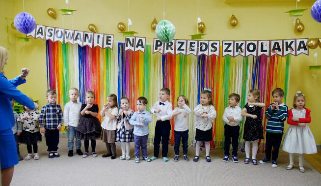 Zatrudnię nauczyciela do grupy pięcio-sześciolatków