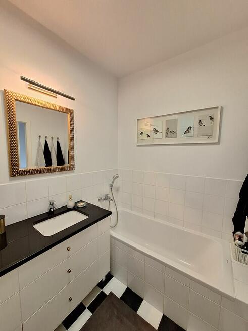 3 pokoje z balkonem i miejscem postojowym