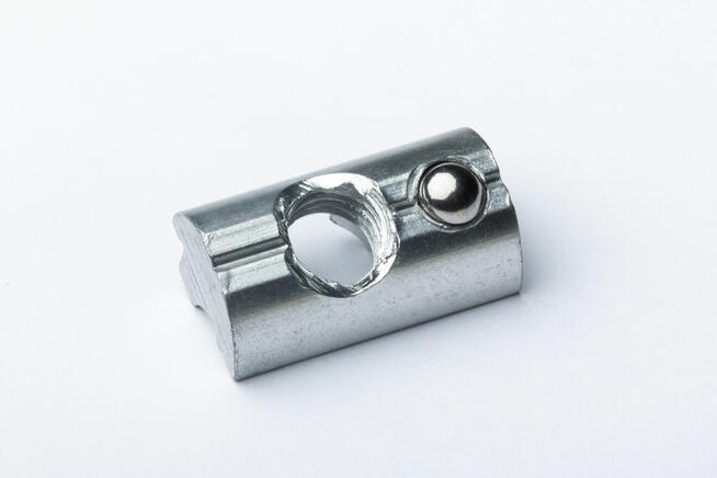 Hurtownia PV – mocowania, śruby, akcesoria | Jelonek.store