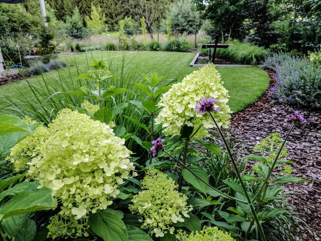 Systemy nawadniające - podlewanie, nawadnianie trawników